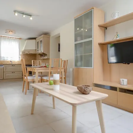 Apartment Katerinas *